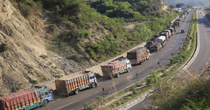 After 3 days, vehicular movement on Kashmir highway restored partially